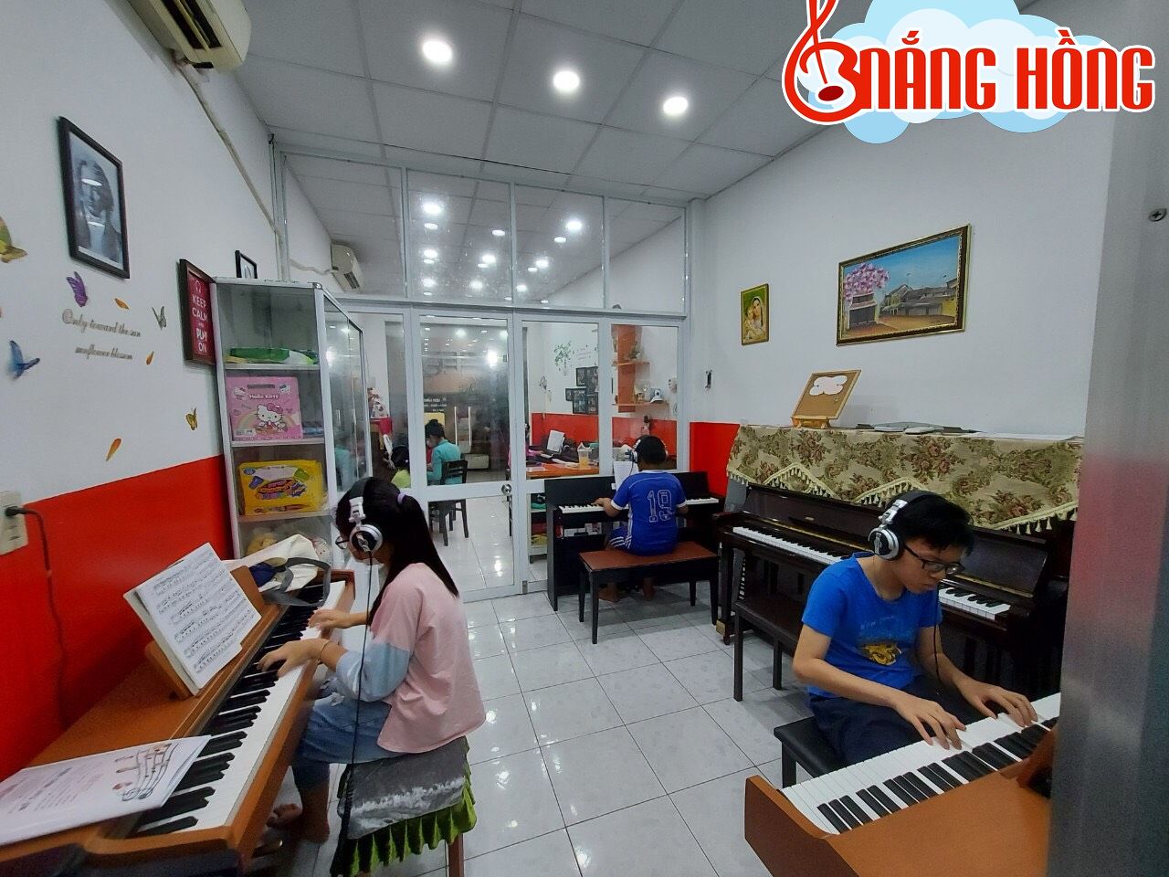 Một lớp học tại Nắng Hồng Music quận Gò Vấp