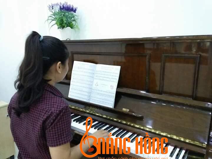 dạy học đàn piano